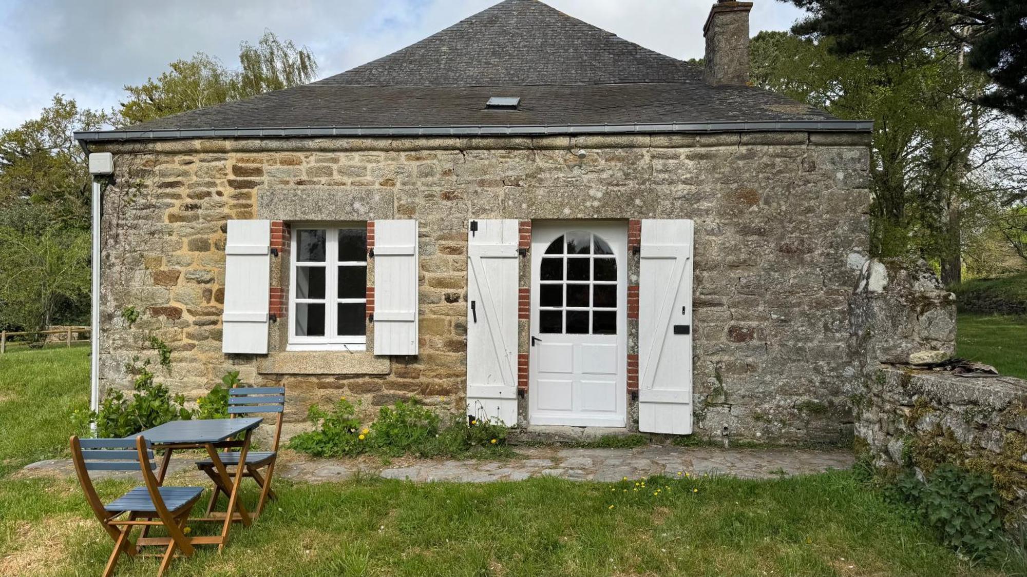 Gite De Couple Cosy Avec Vue Sur Chateau Tremohar - Golfe Du Morbihan, 20 Min De Vannes Berric المظهر الخارجي الصورة