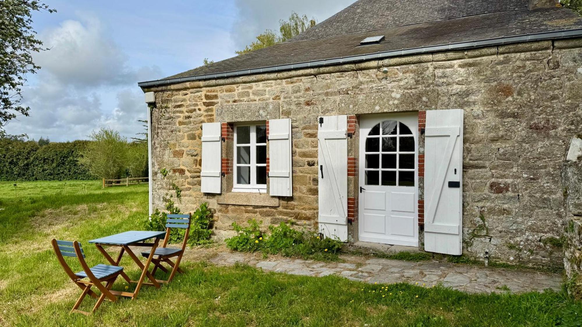 Gite De Couple Cosy Avec Vue Sur Chateau Tremohar - Golfe Du Morbihan, 20 Min De Vannes Berric المظهر الخارجي الصورة
